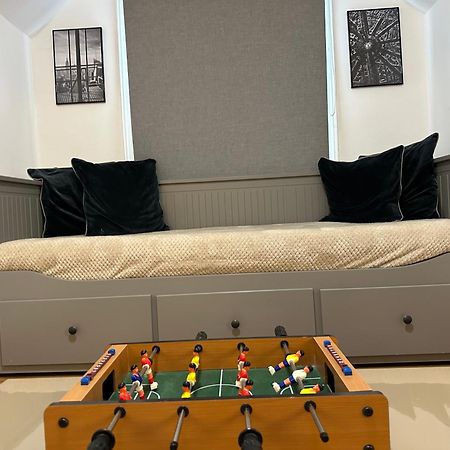 3 Bed Flat With Pool Table Apartment Cambridge  Exterior photo